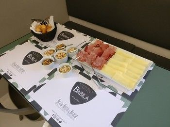 Babila & Bistrot Hostel Milan