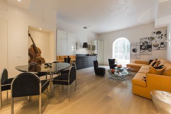 Hotel Bnbutler - Broletto 2*