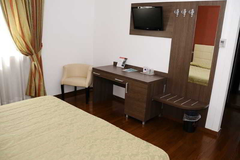 Palmanova 4* Milan