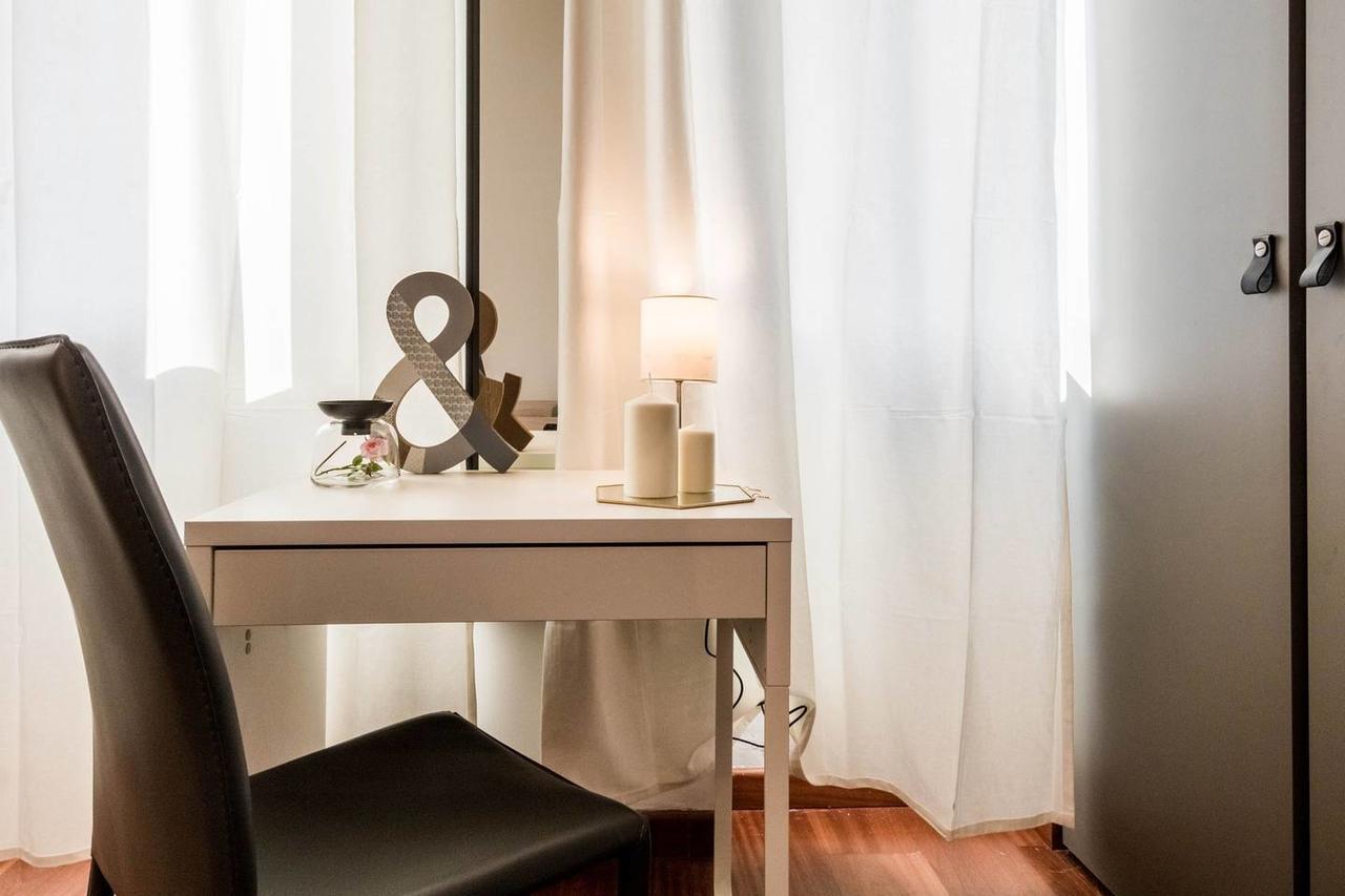 Apartment Hintown Duomo Via Baracchini Milan
