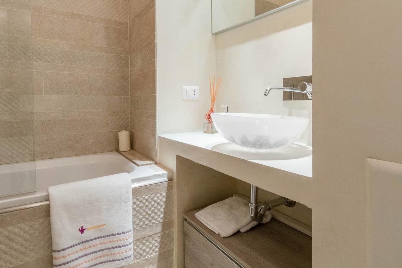 Hintown Piazza Gerusalemme * Milan
