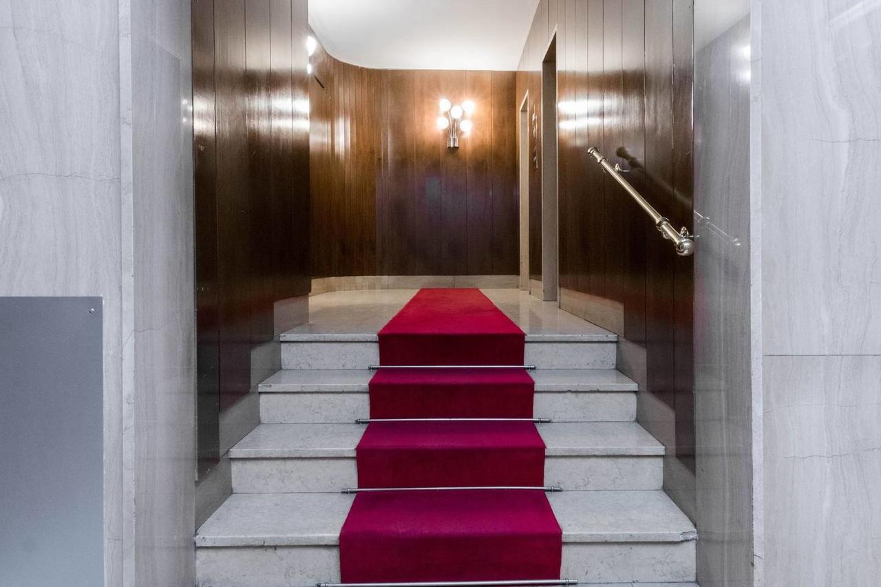 Hintown Duomo Via Baracchini * Milan