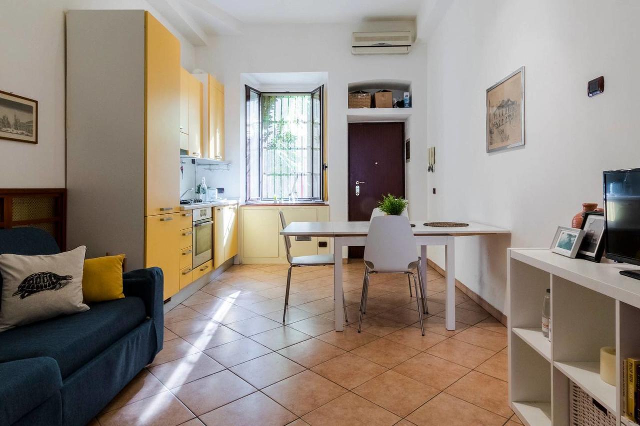 Apartment Hintown Spanish Walls Milan