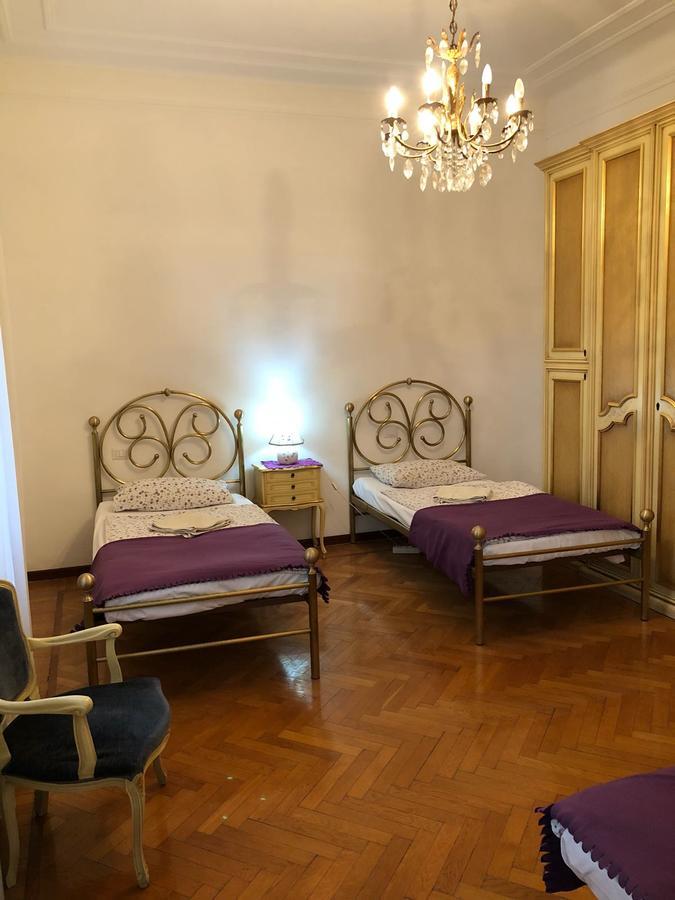 Guest house Center