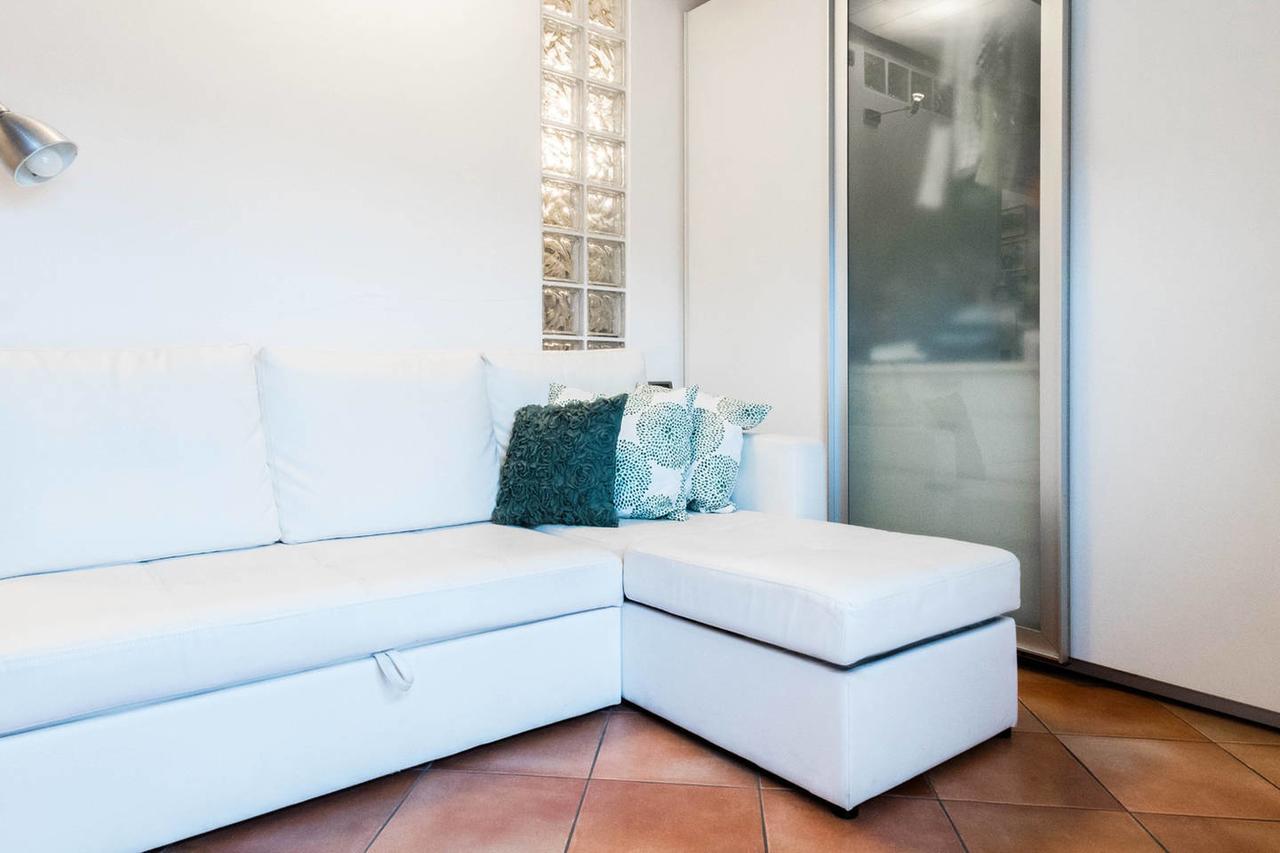 Apartment Hintown Navigli By Night Milan