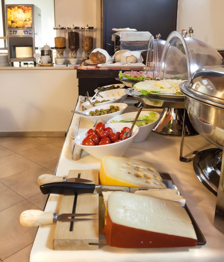 Del Corso 3* Milan