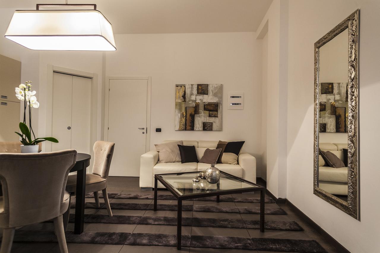 Hemeras Boutique Homes - Design In Center Apartment