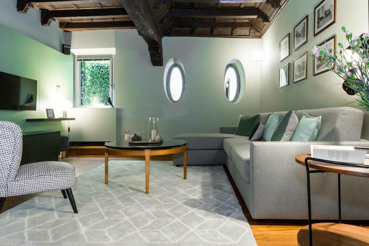 Joivy Luxurious For 4 Near Duomo And Galleria Vittorio *