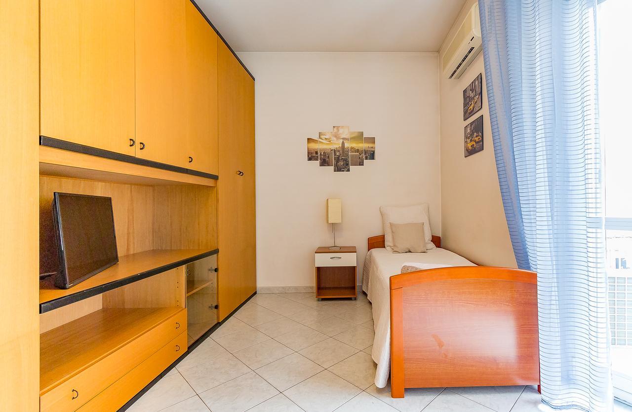Alessia's Flat- Darsena Porta Genova M2 Milão