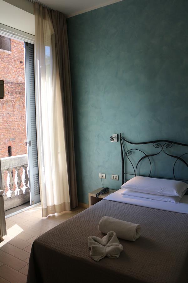 La Madonnina 3* Milan