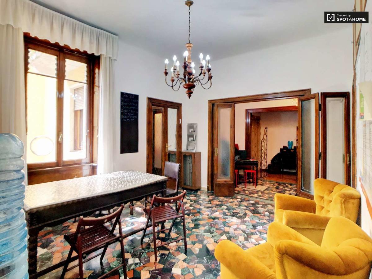 Guest house Center