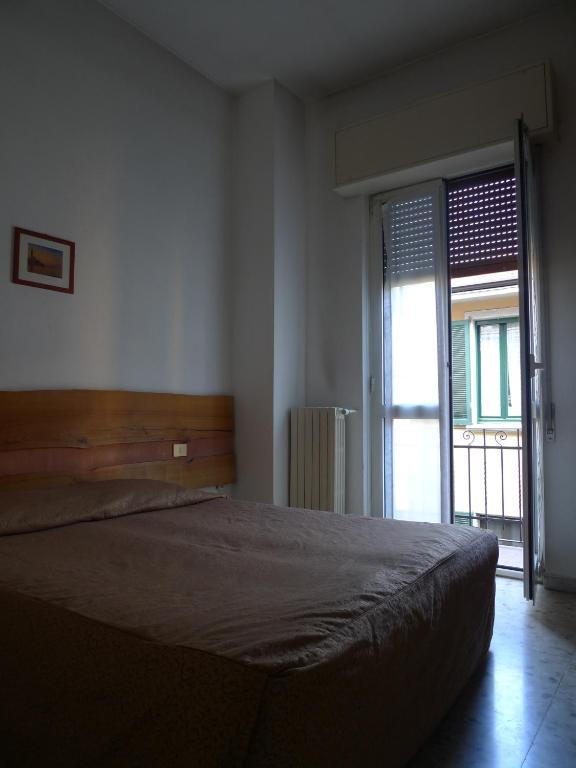 Sunset Hotel 3*