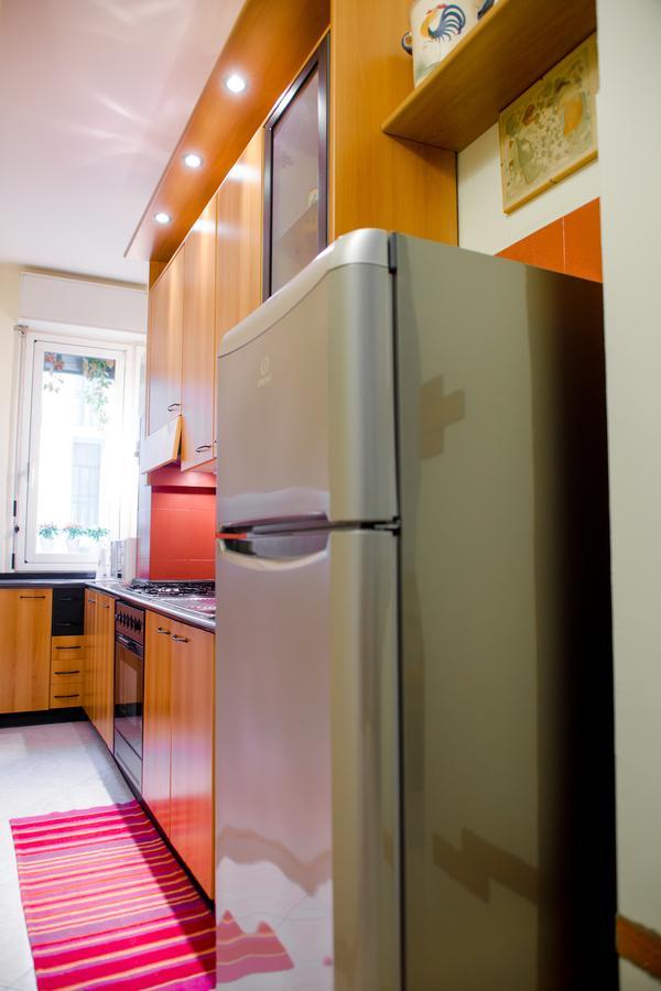 Apartment Lorenteggio Balcony Flat Milan
