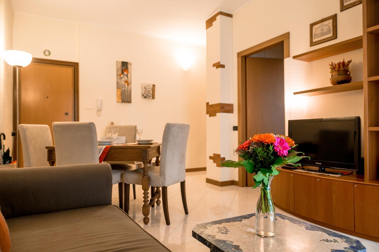 Apartment Lorenteggio Balcony Flat