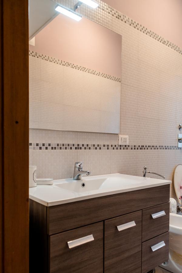 Lorenteggio Balcony Flat * Milan