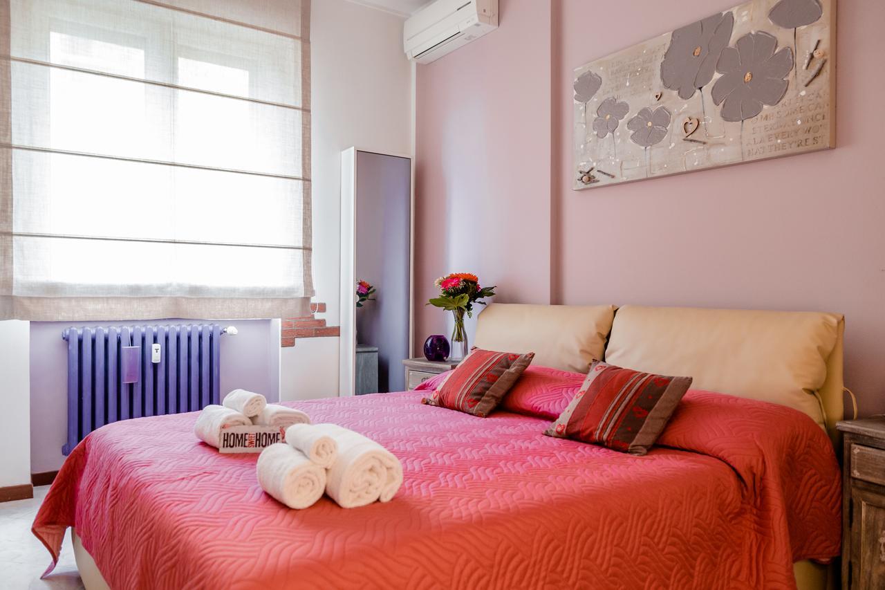 Lorenteggio Balcony Flat