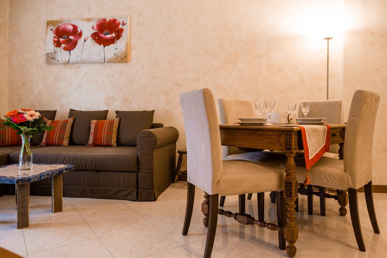 Lorenteggio Balcony Flat *