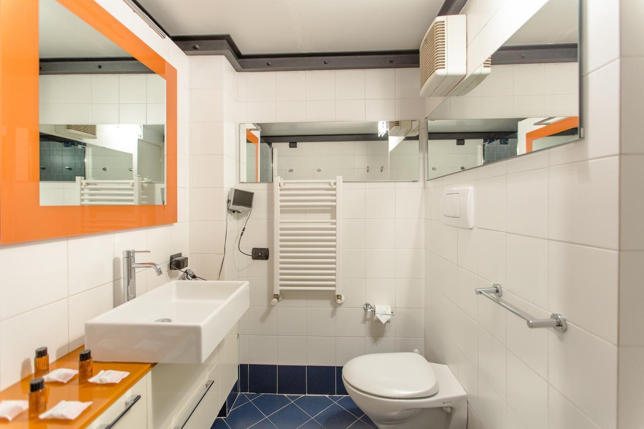Porta Ticinese Mini Loft Apartment Milan