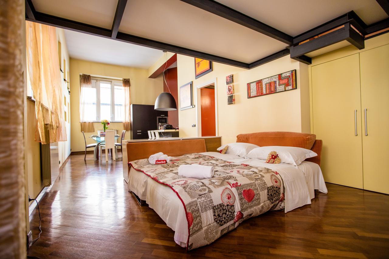 Porta Ticinese Mini Loft Apartment