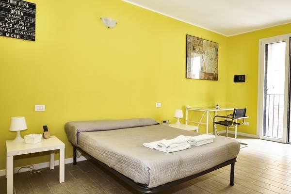 Center City Central Station Apartment