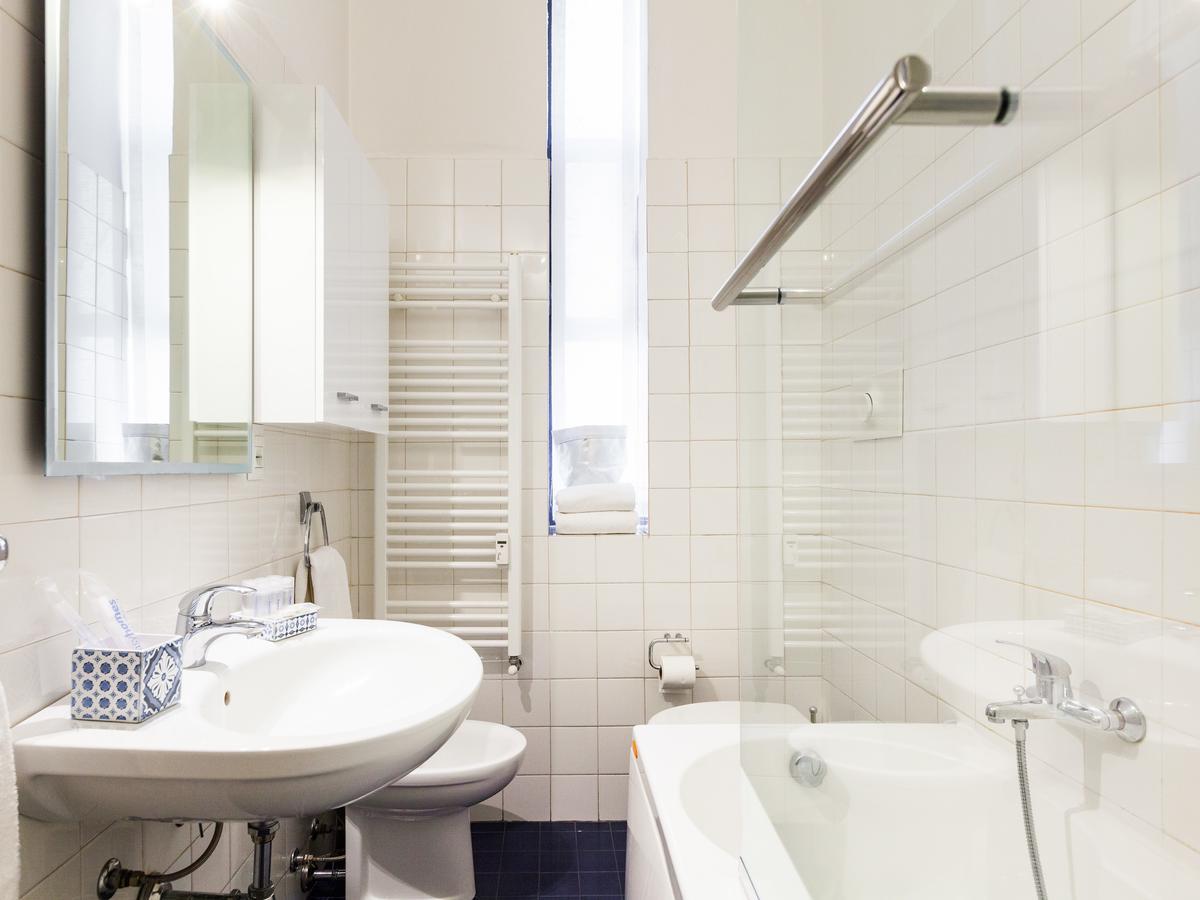 Apartment Majno Milan