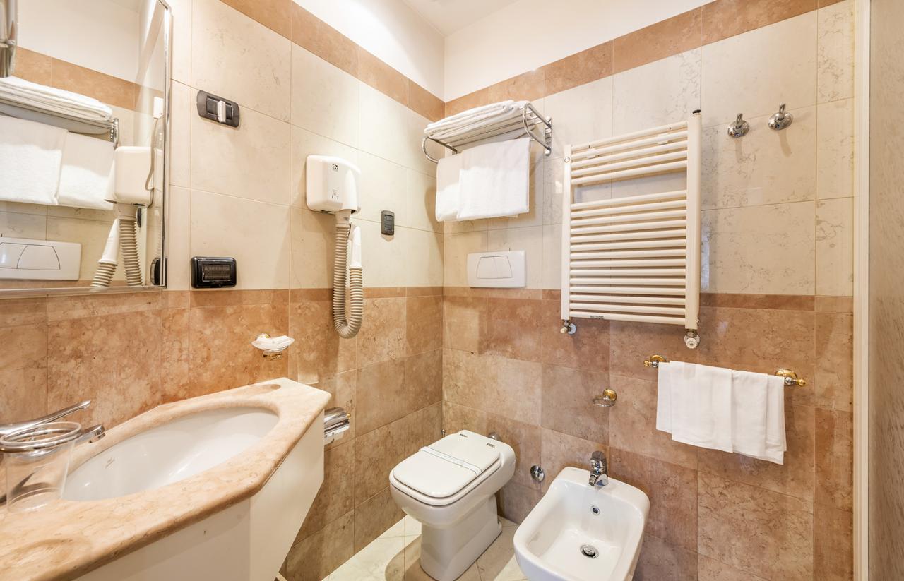 Ascot 4* Milan