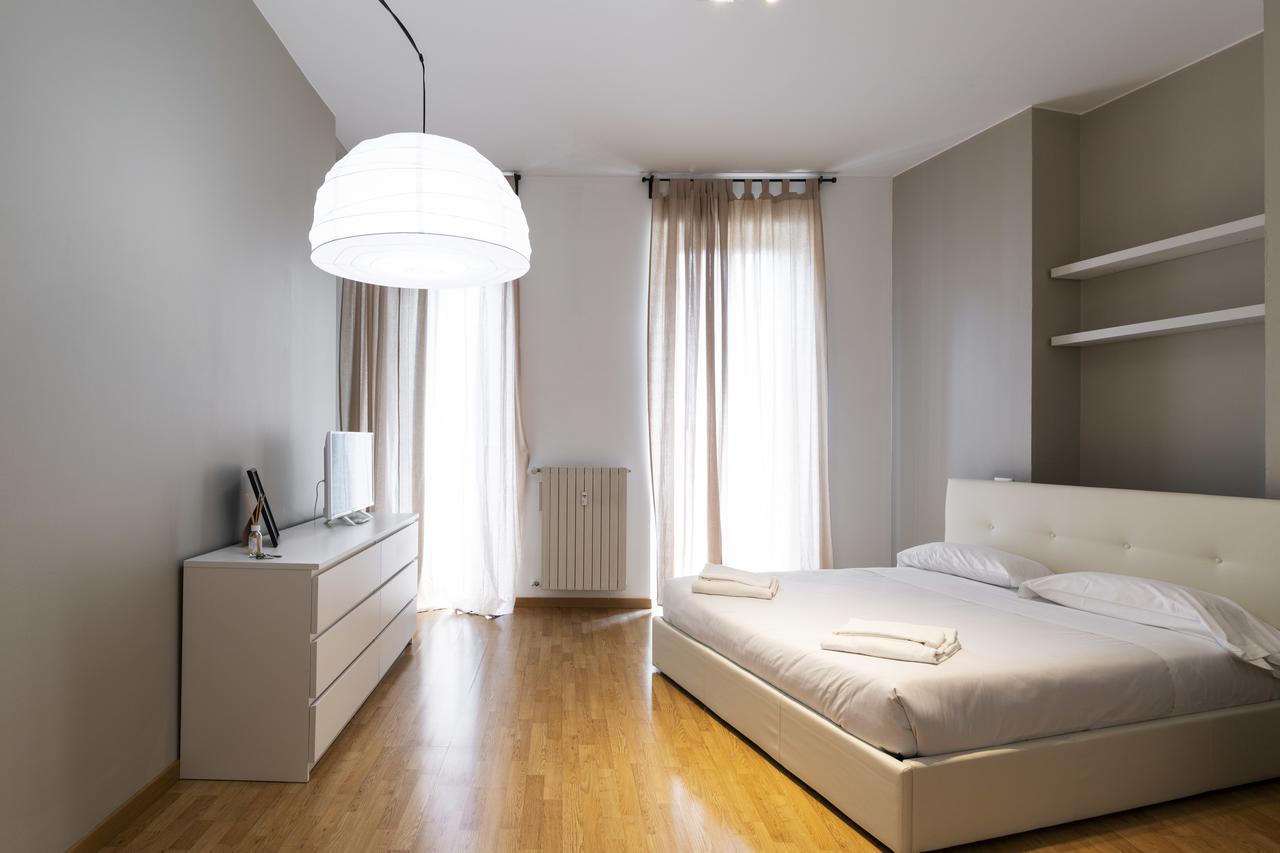 Cadorna Center Studio-by Flatscollection Apartment Milan