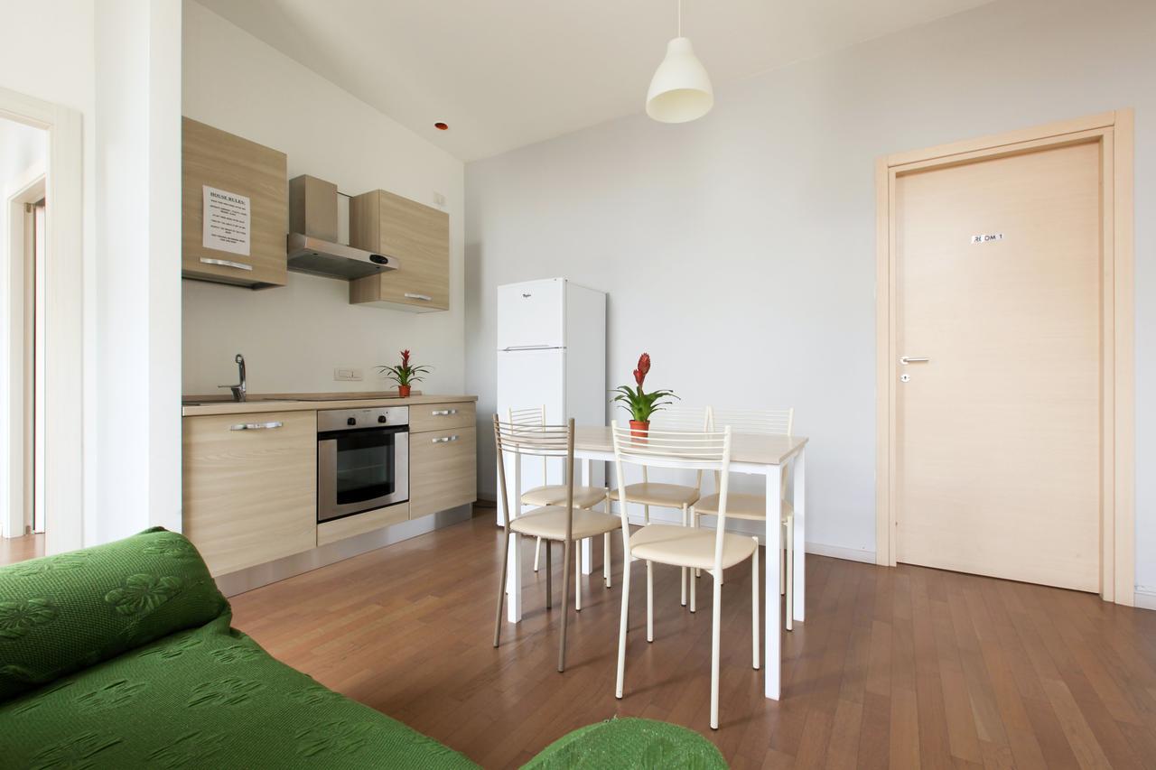 Red Line Division Guest house Milan