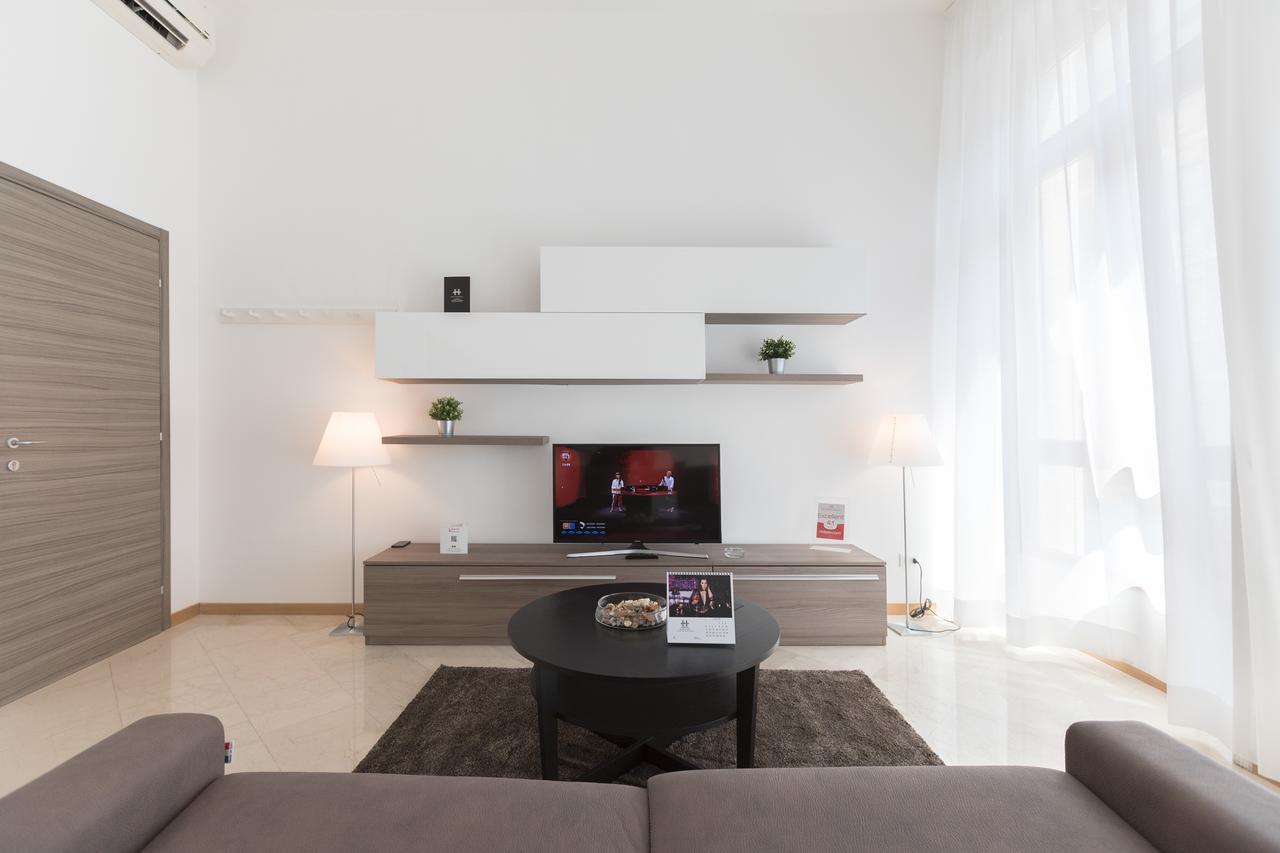 Hemeras Boutique Homes - Design Near Duomo Cathedral Apartment