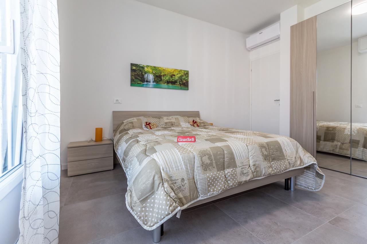Apartment Business Balcony Flat