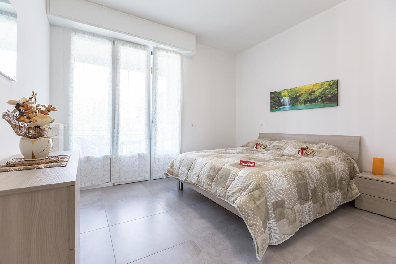 Business Balcony Flat