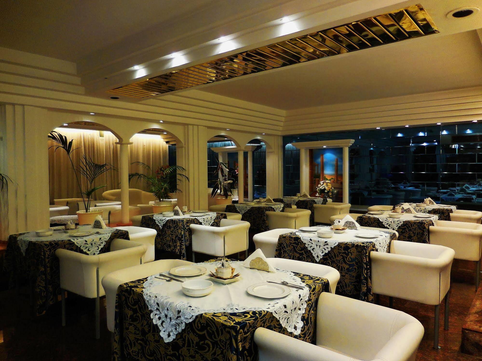 Hotel Roma