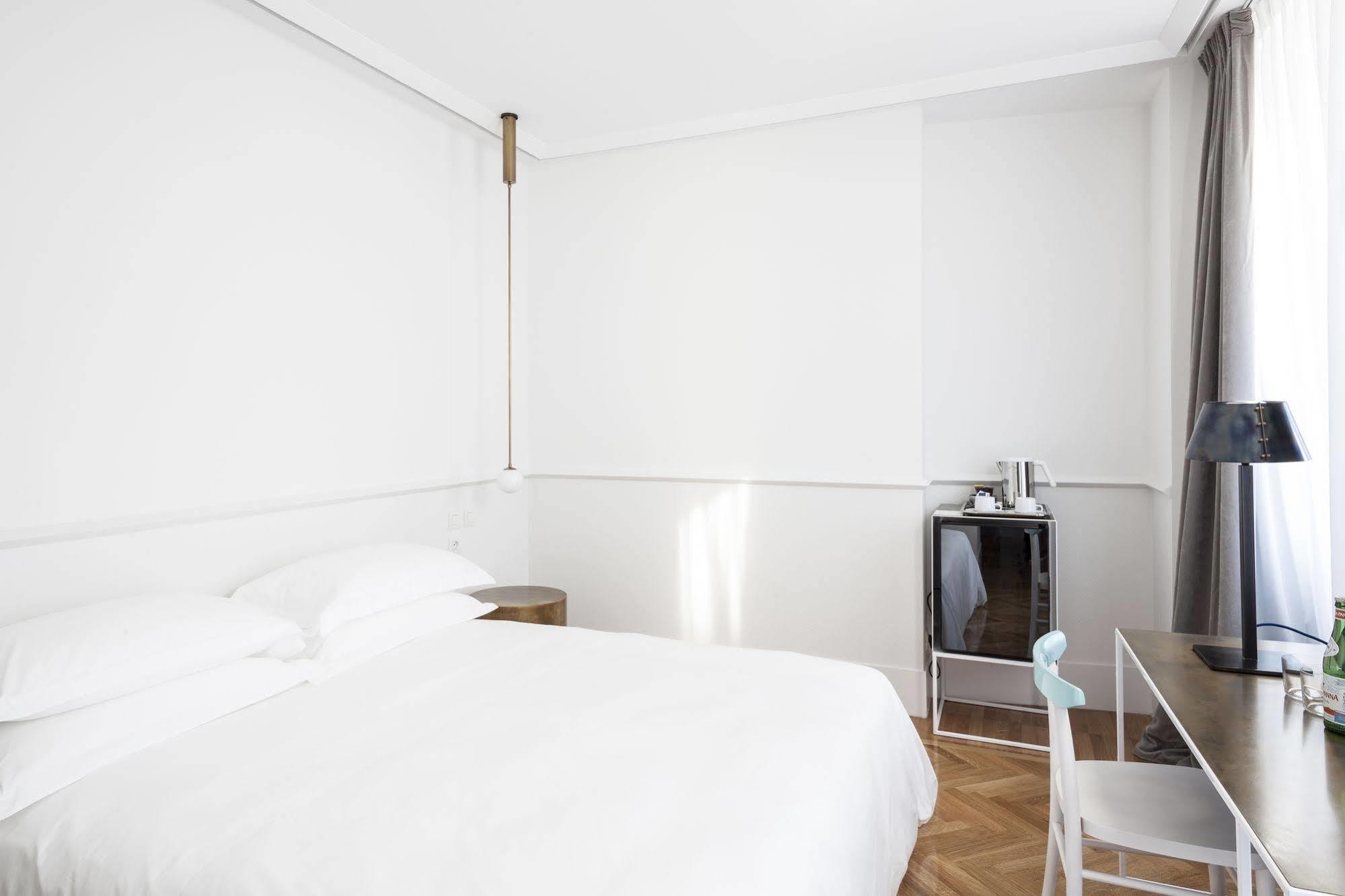 Senato 4* Milan