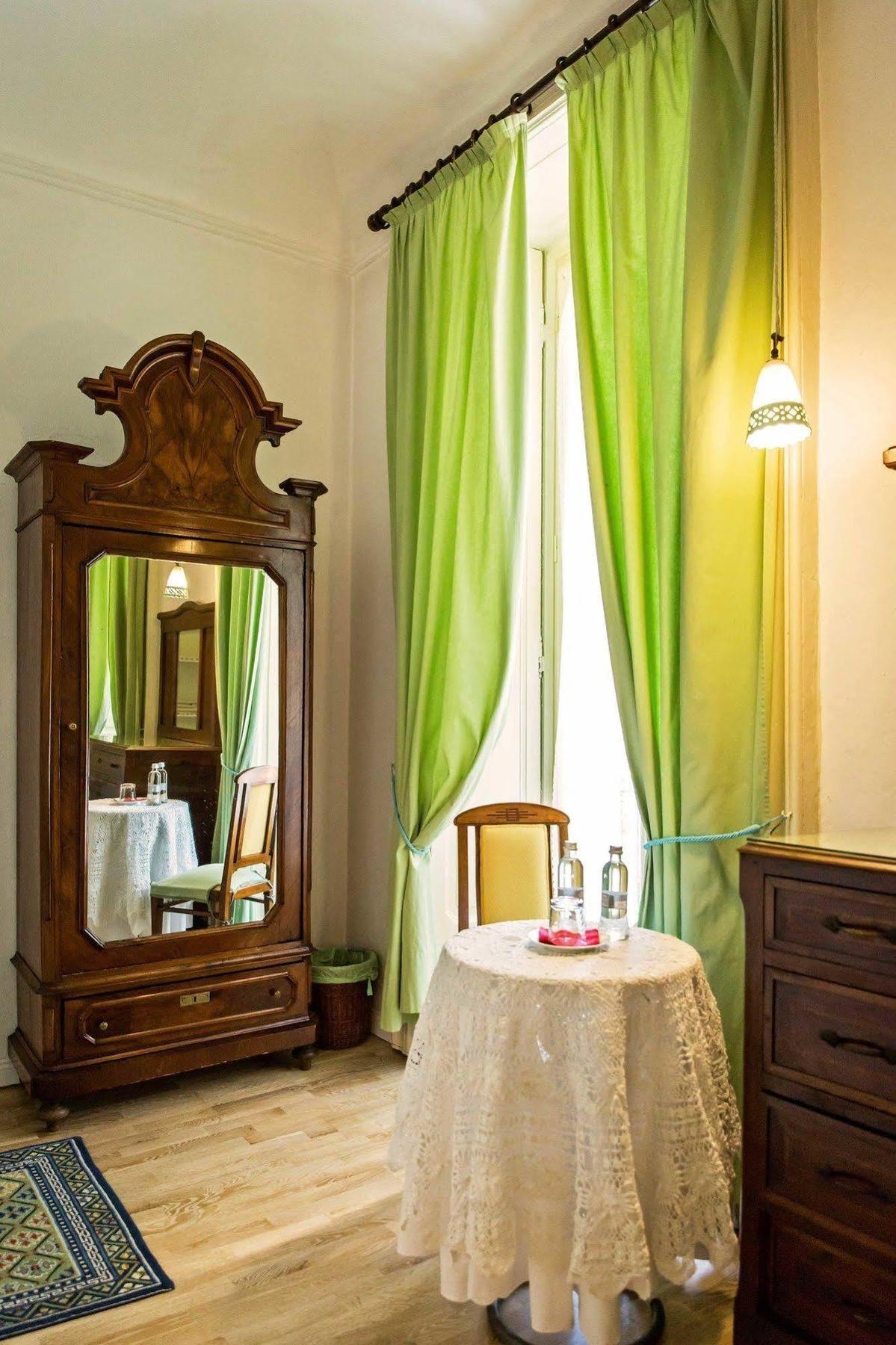 Antica Solferino 2*