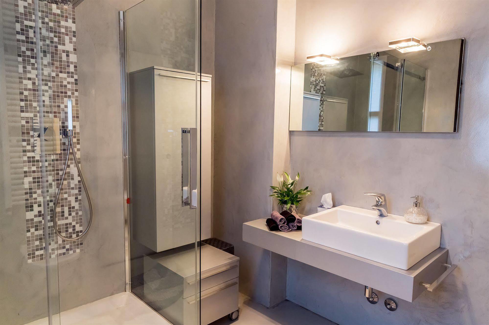 Luxury Loft - Station Apartment Milan