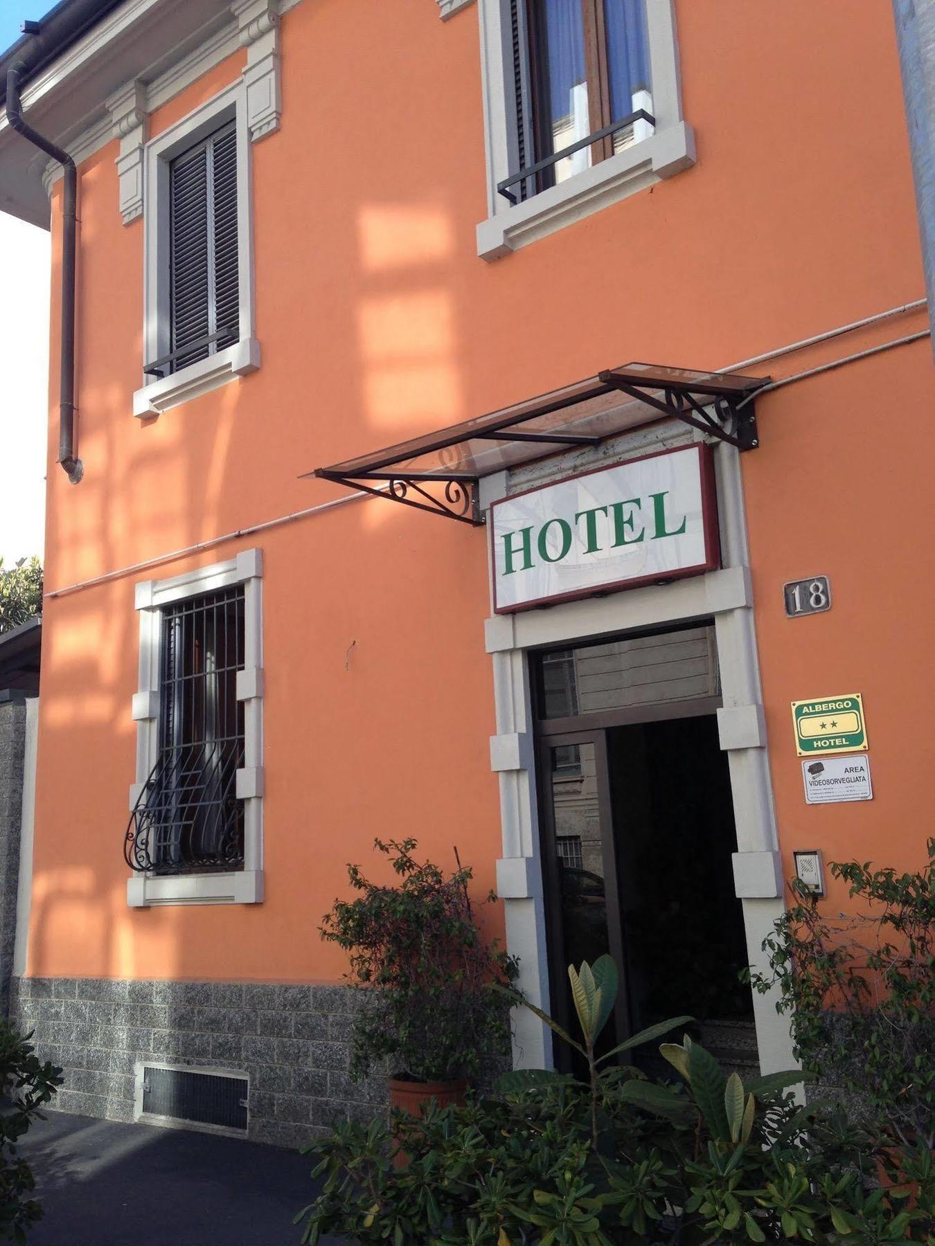 La Caravella 2* Milan