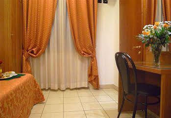Mondial Hotel Milan
