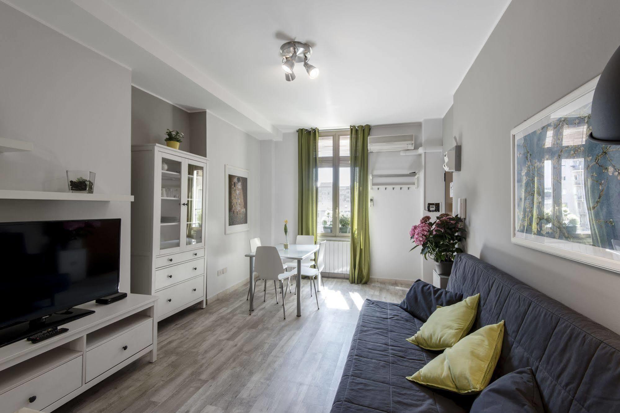 Fiera Cenisio Aparthotel Milan