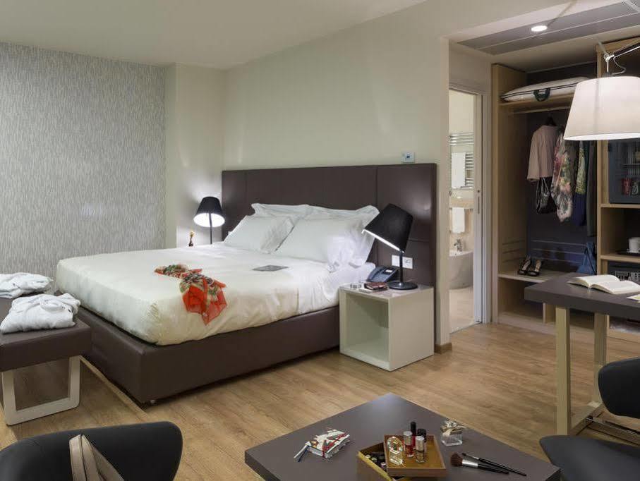 Hotel Century