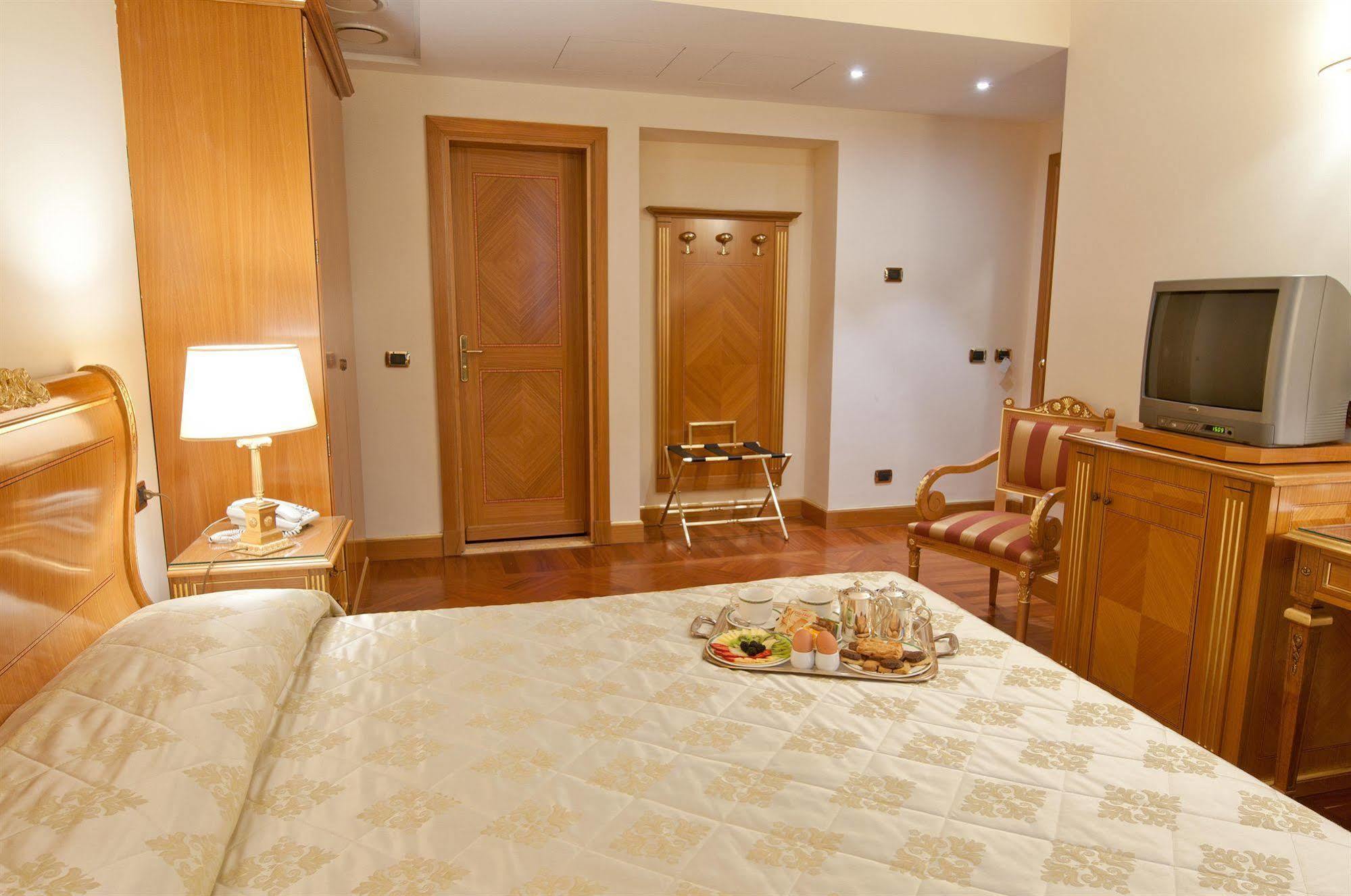 Hotel Marconi Milan
