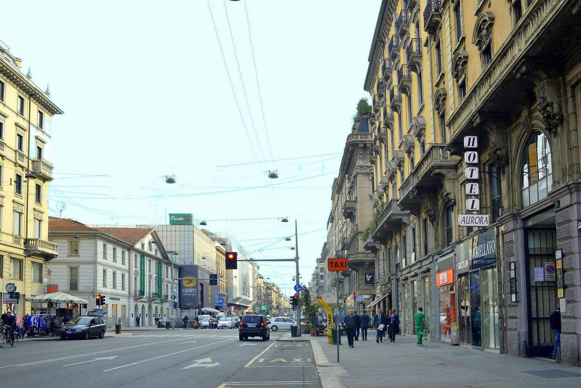 Aurora * Milan