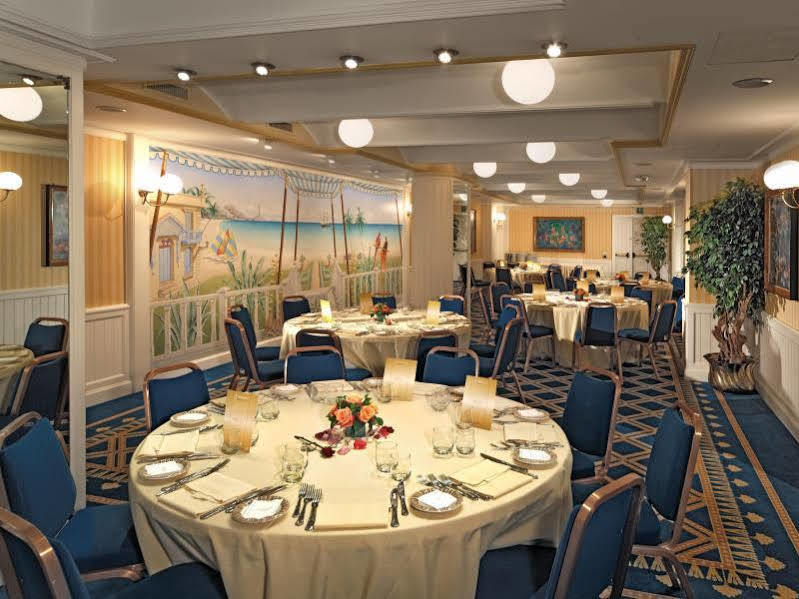 Capitol Hotel 4*