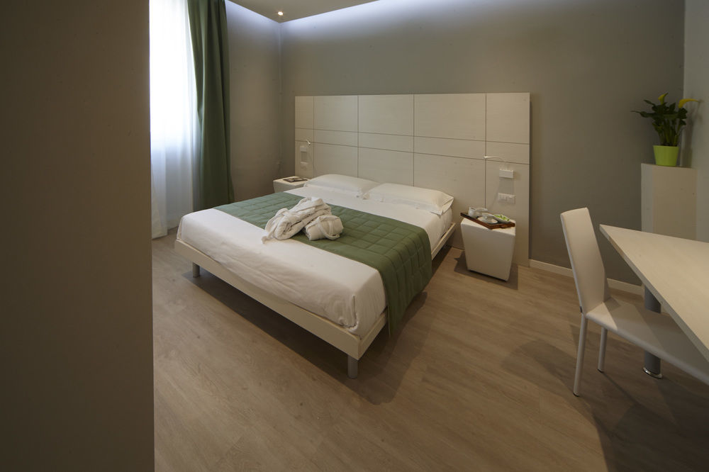 Bed & Breakfast Navigliotel 19 - & Milan