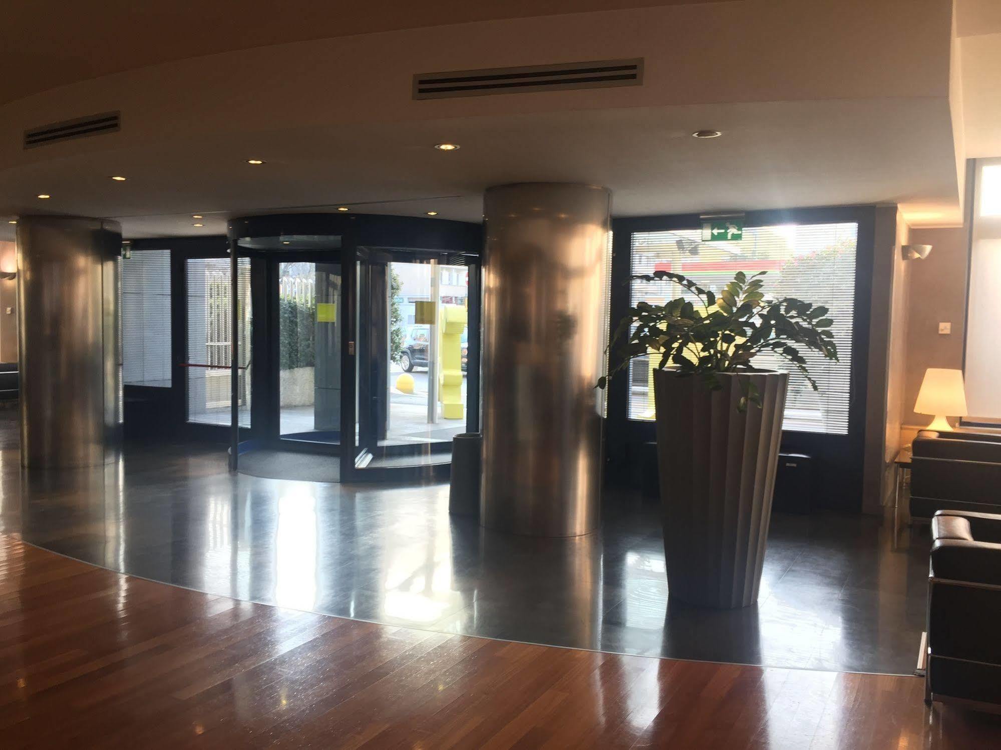 Hotel La Spezia Milão