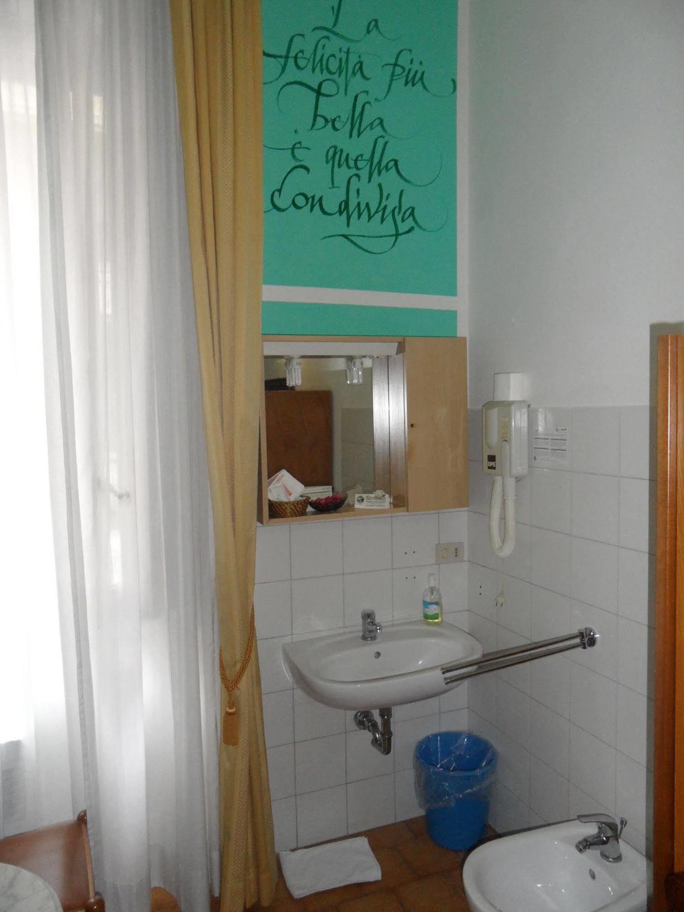 Eco-art De Albertis Hotel