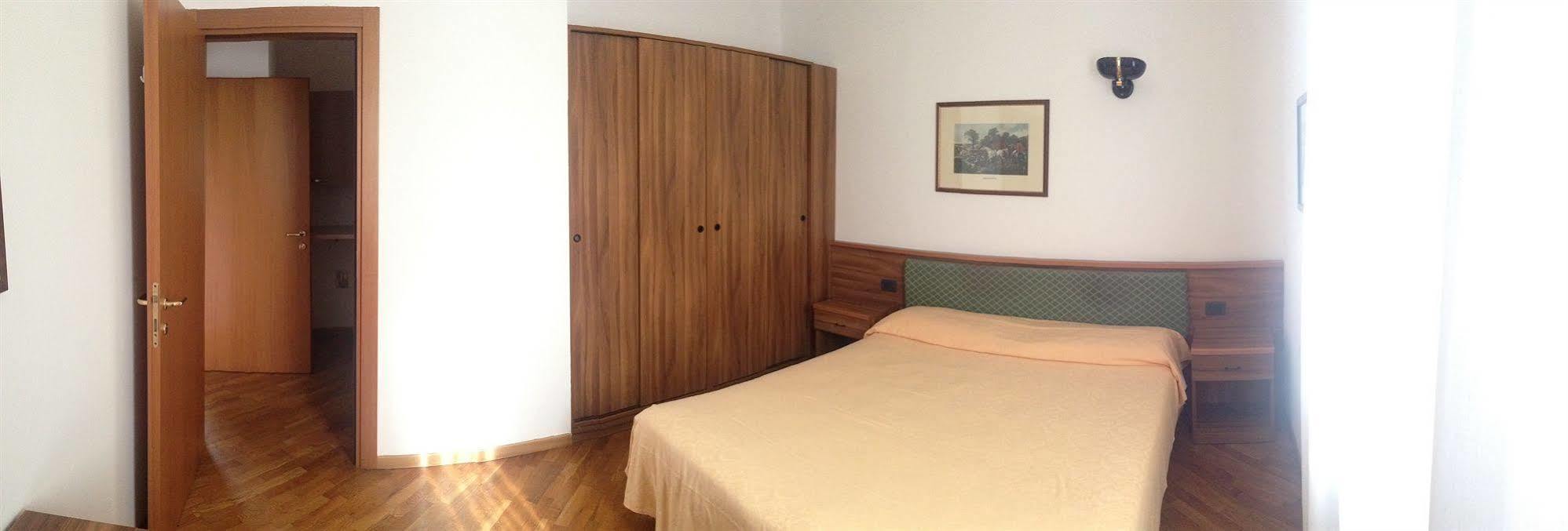 Rege Linate Aparthotel *