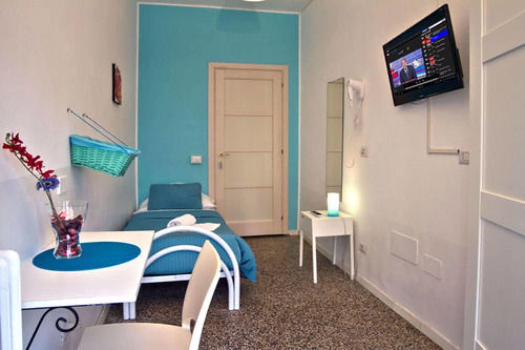 I Am Here - Gioia66 Guest house Milan