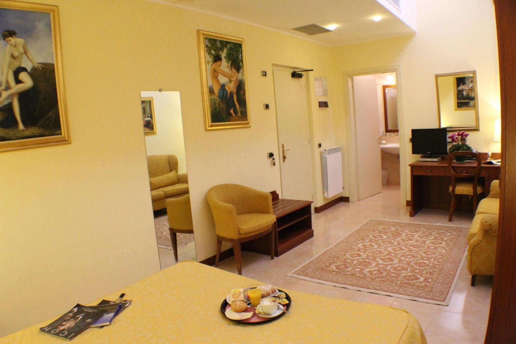 Hotel Certosa Milan