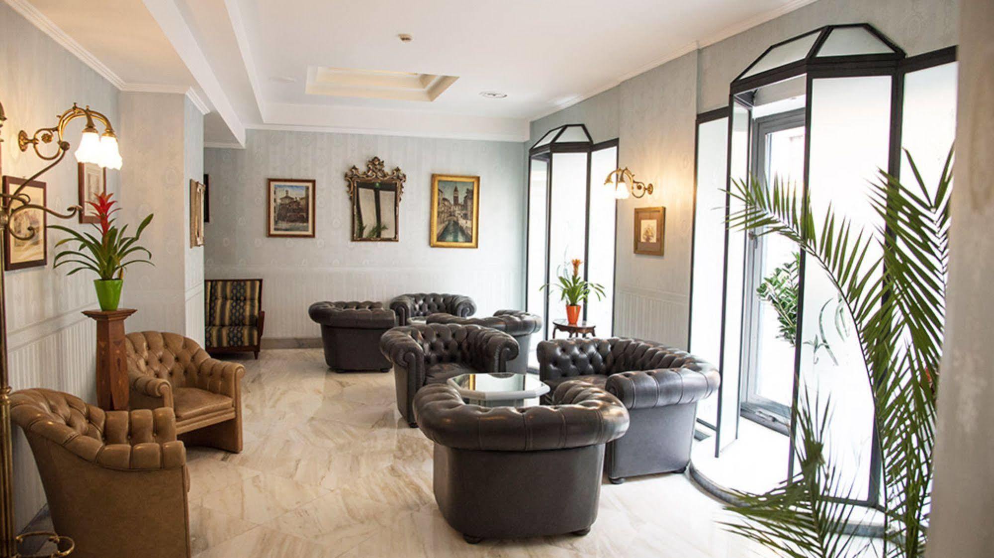 Jr Bocconi Hotel Milan