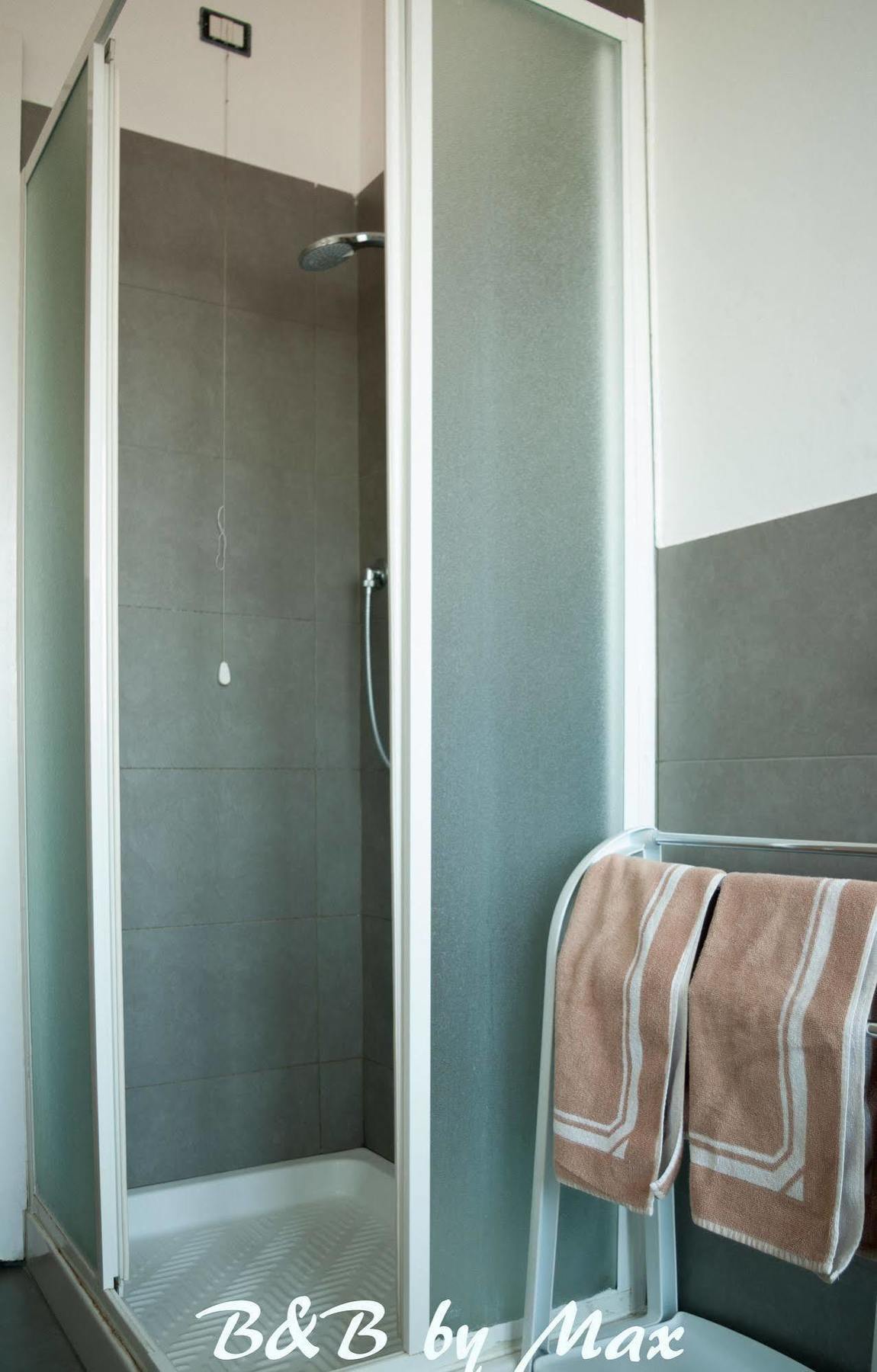 Foresteria Lombarda By Max Guest house *